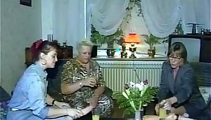 Hardcore groupsex with grannies